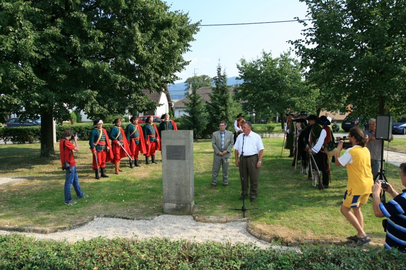 300. v�ro�ie bitky pri Tren�ianskej Turnej.   
